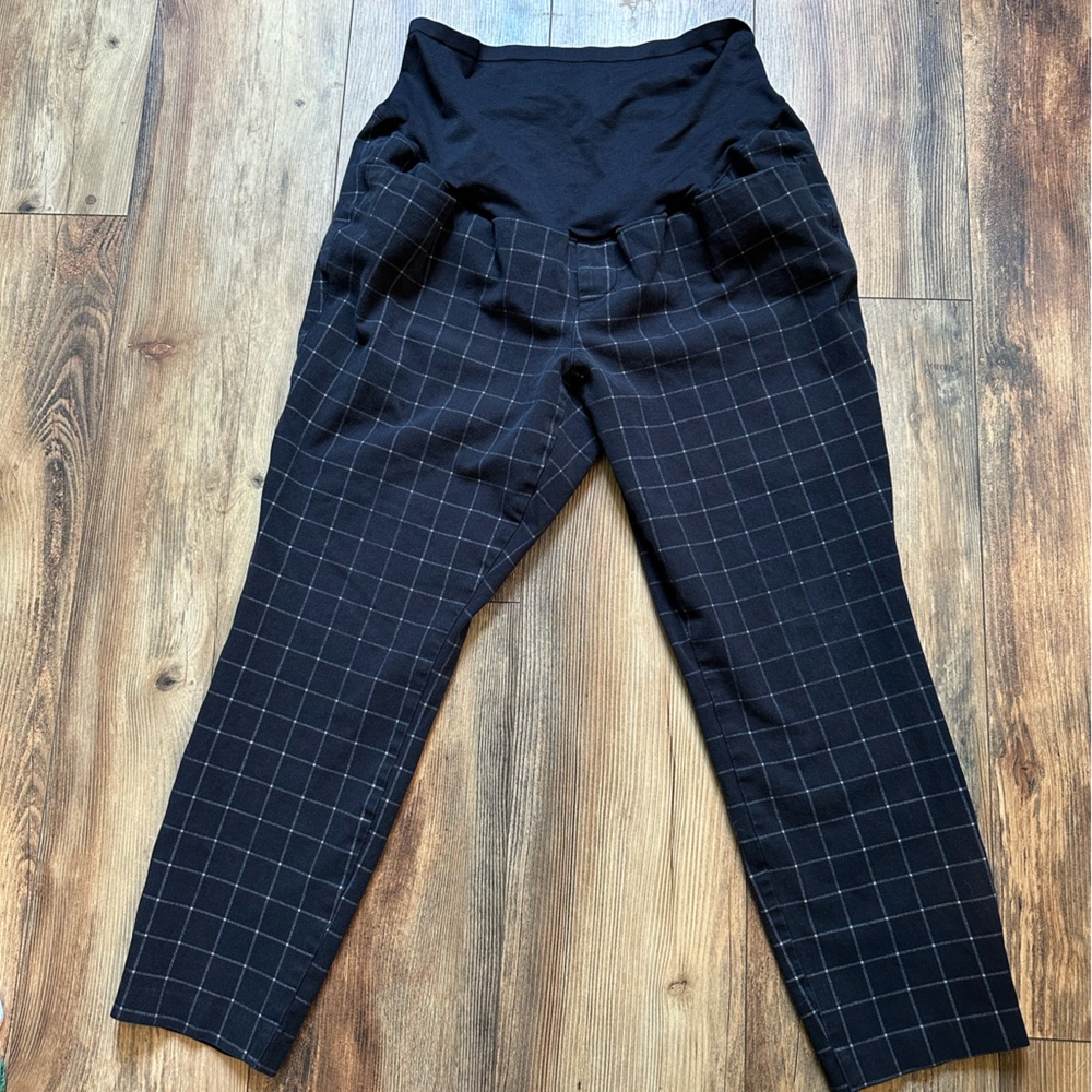 Old Navy Black Maternity Pixie Pants